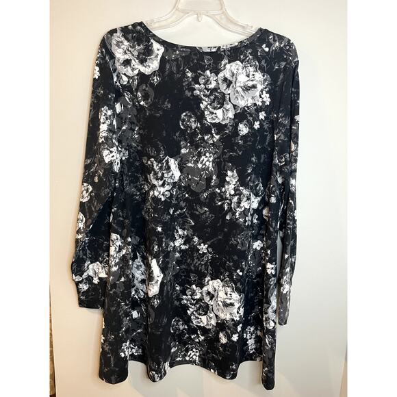 Lularoe Womens L Long Sleeve Tunic‎ Black White Floral EUC - Picture 6 of 7